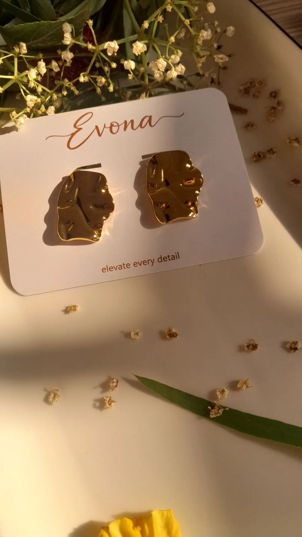 Solene Studs