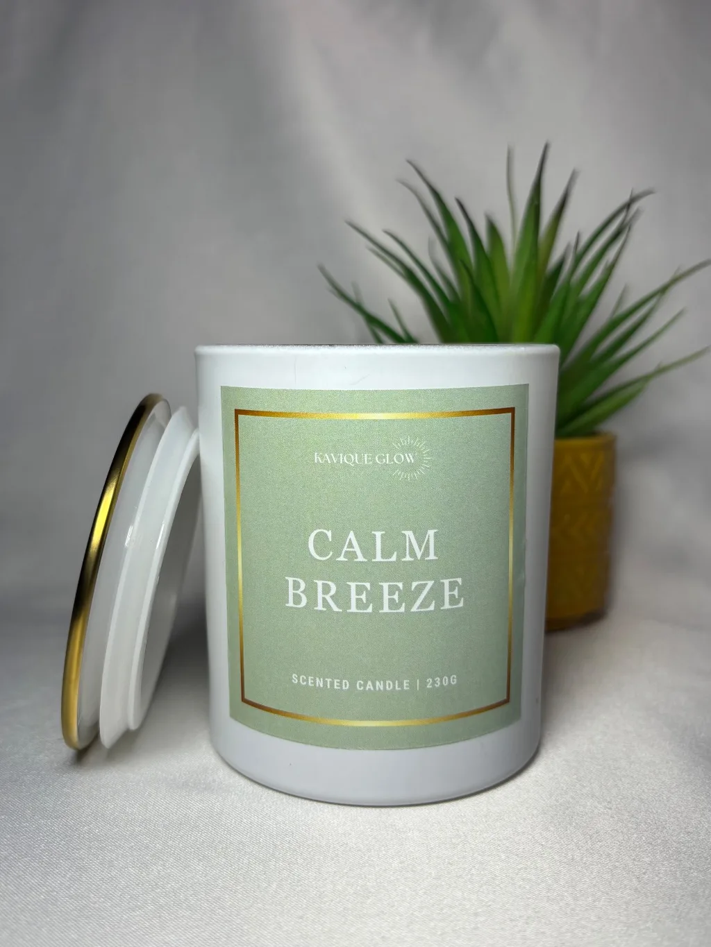 Calm Breeze Scented Candle 230g