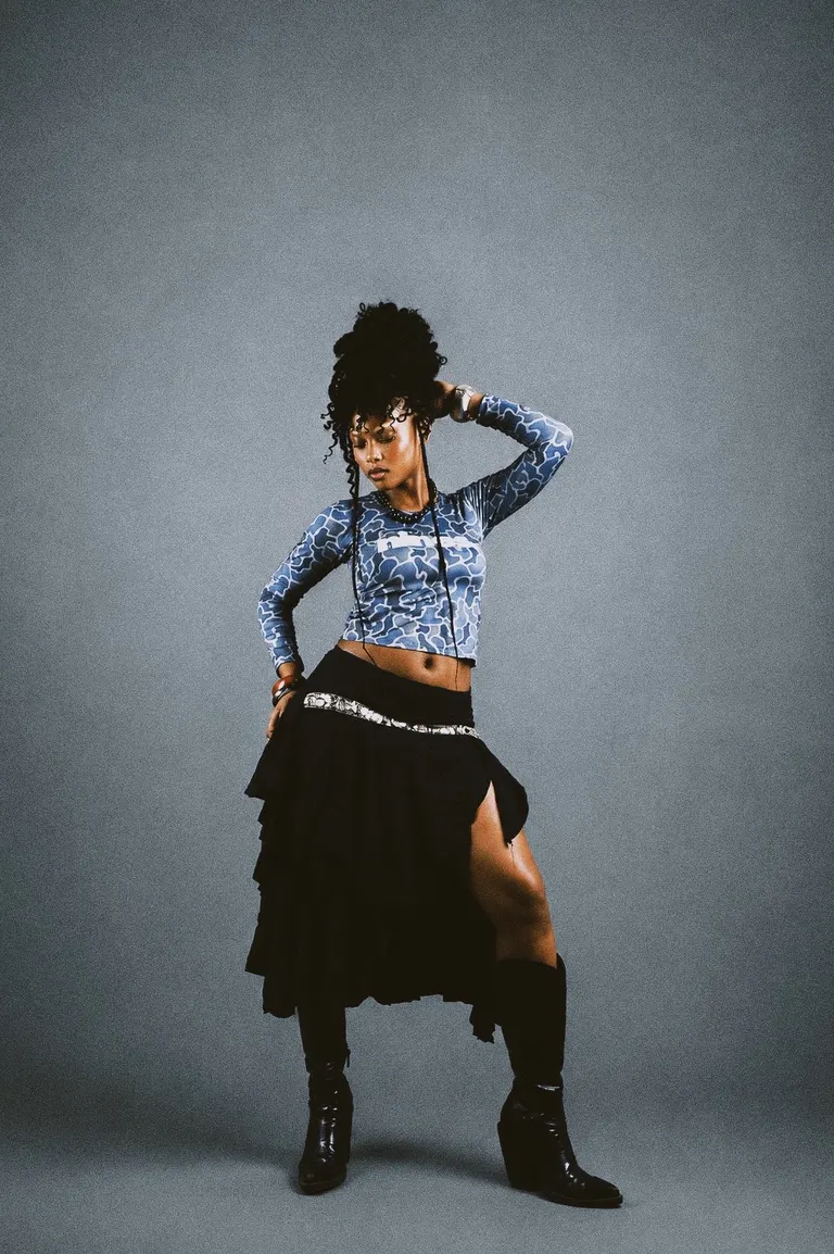 CHAMO CROP TOP