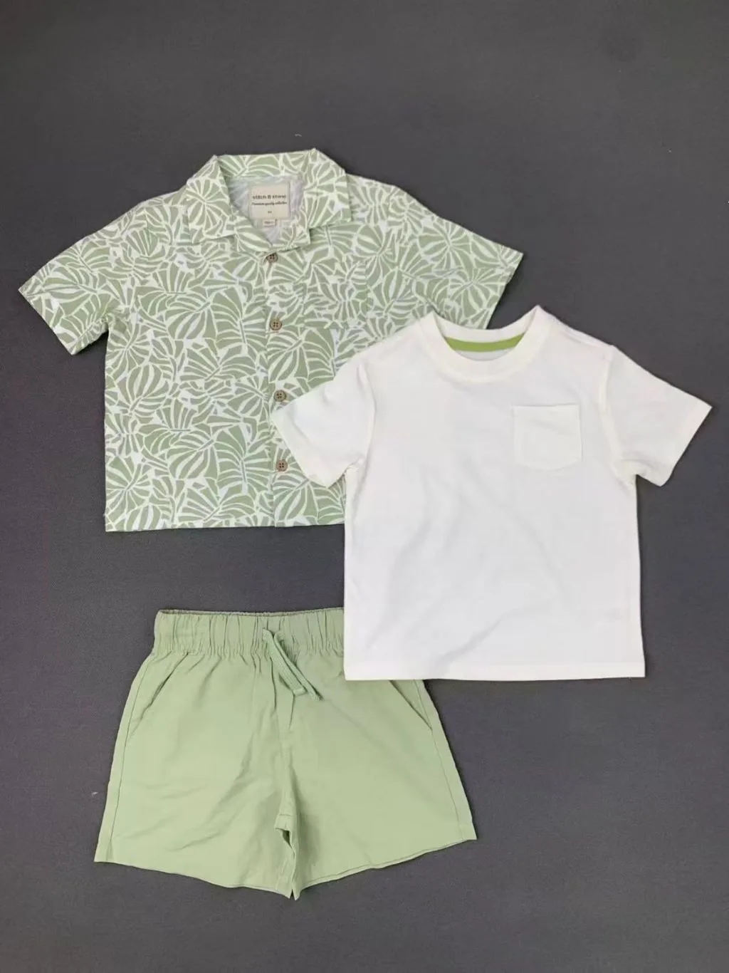 Boys' Leaf Print Button-Down, Pocket T-Shirt & Shorts 3-Piece Outfit Set