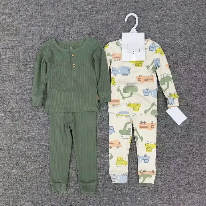 2-Piece Sleepwear Set: Green Ribbed & Construction Vehicles