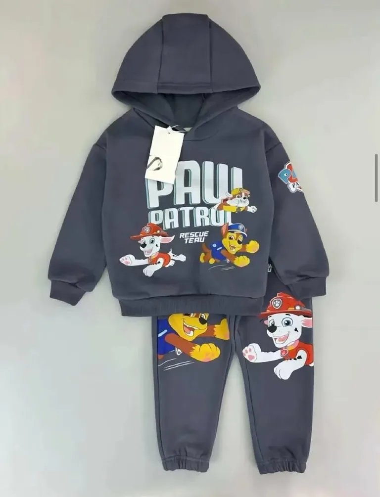 Two-Piece Activewear Tracksuit Set