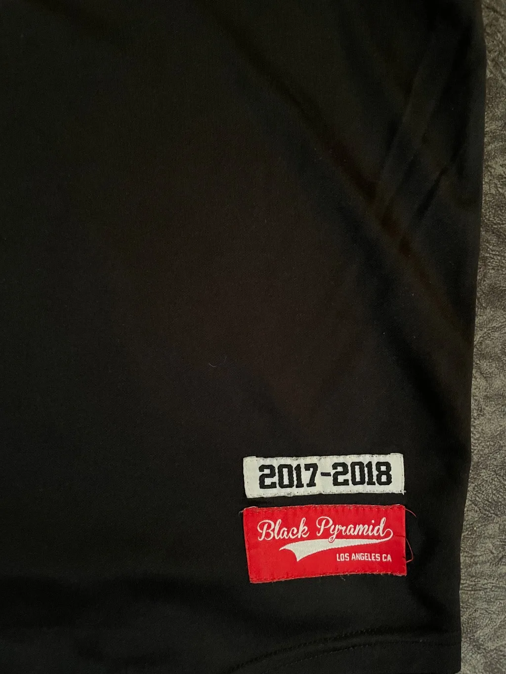 Black pyramid Jersey