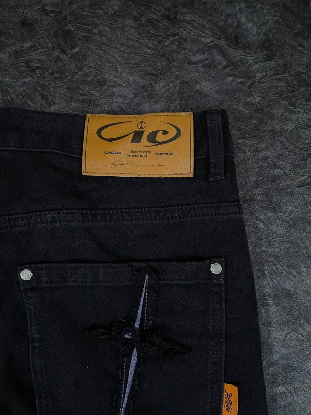 Icon’s lab flared jeans