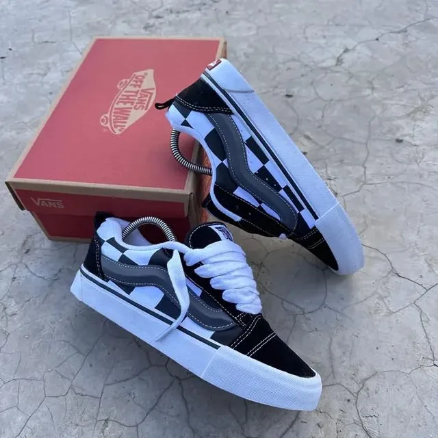 Vans Knu Skool "Mega Check Black