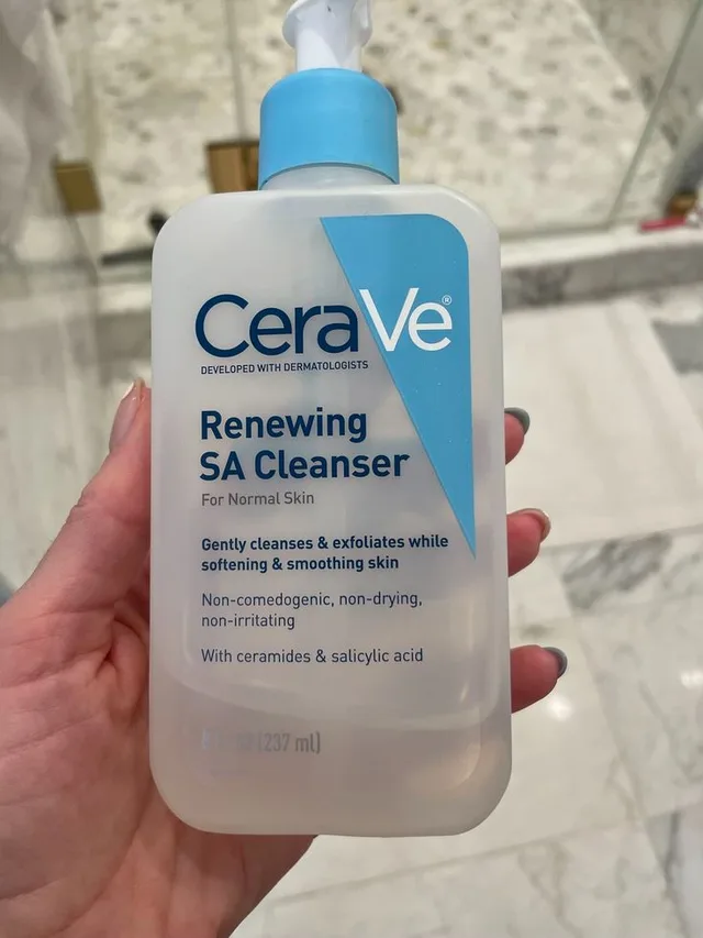 CeraVe Renewing SA Cleanser