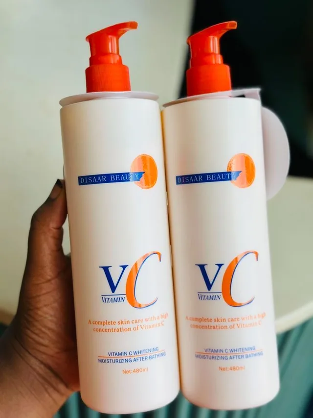 Disaar Vitamin C Whitening Moisturizing Body Lotion
