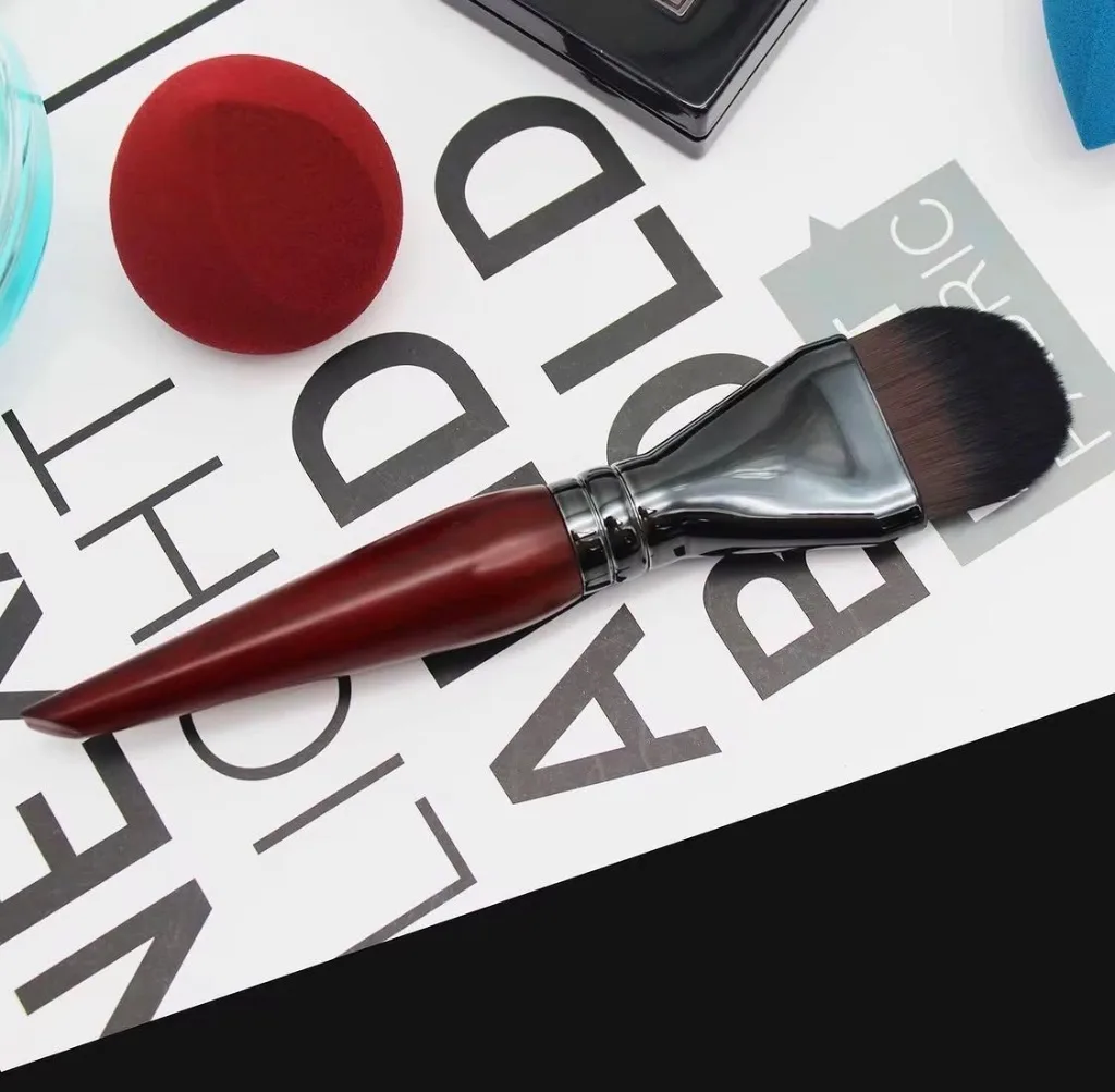 Flat Foundation/ skincare brush