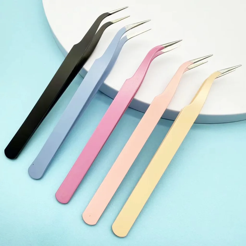 Eyelash tweezers