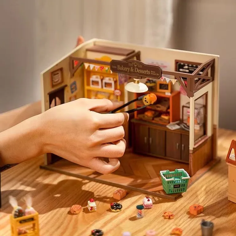 Bakery & Desserts Miniature House